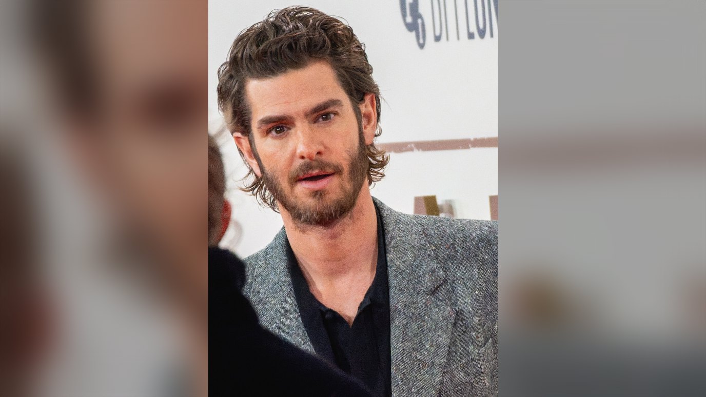 ภาพประกอบ: Andrew Garfield