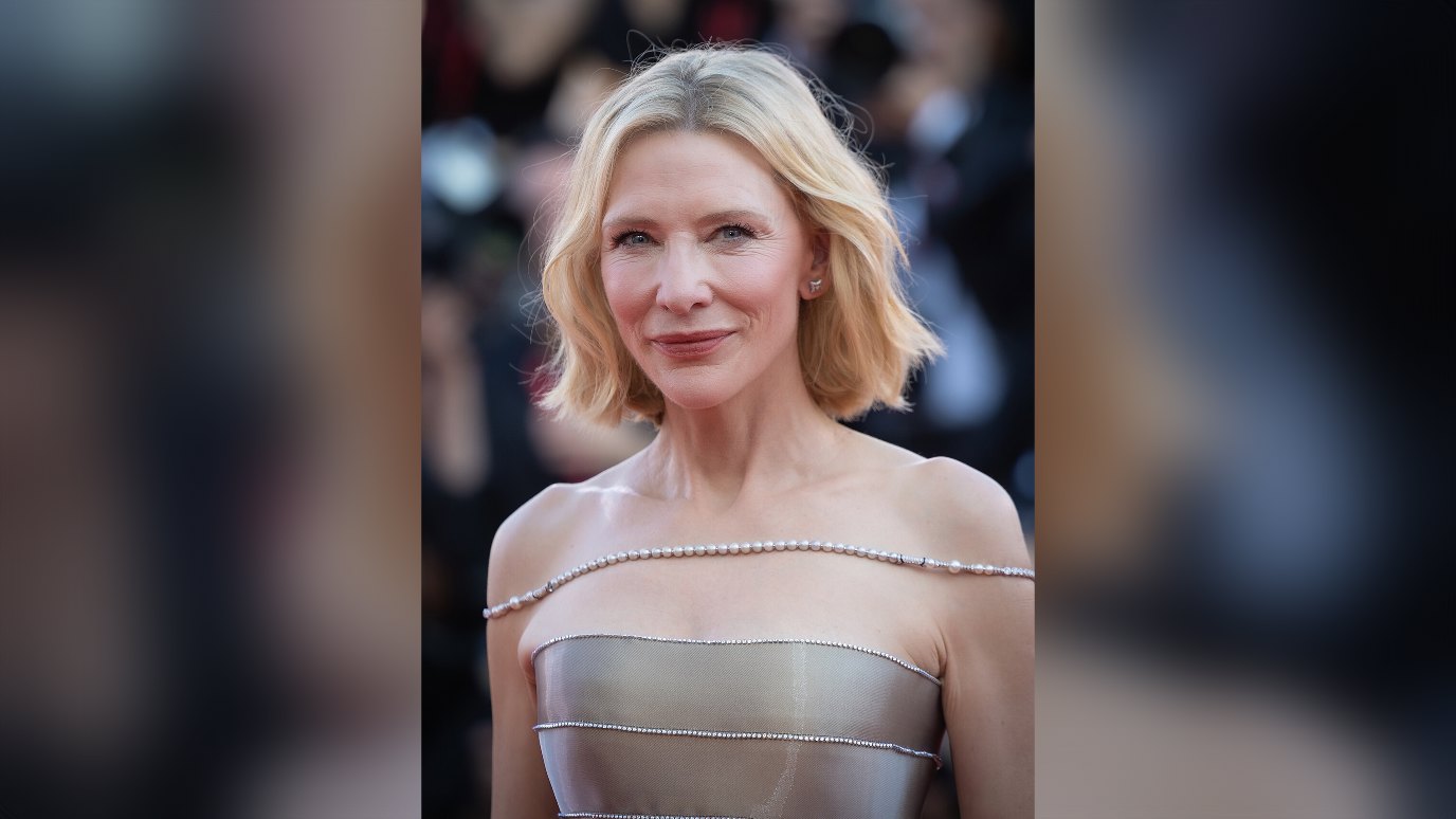 ภาพประกอบ: Cate Blanchett-63298 (cropped 2)