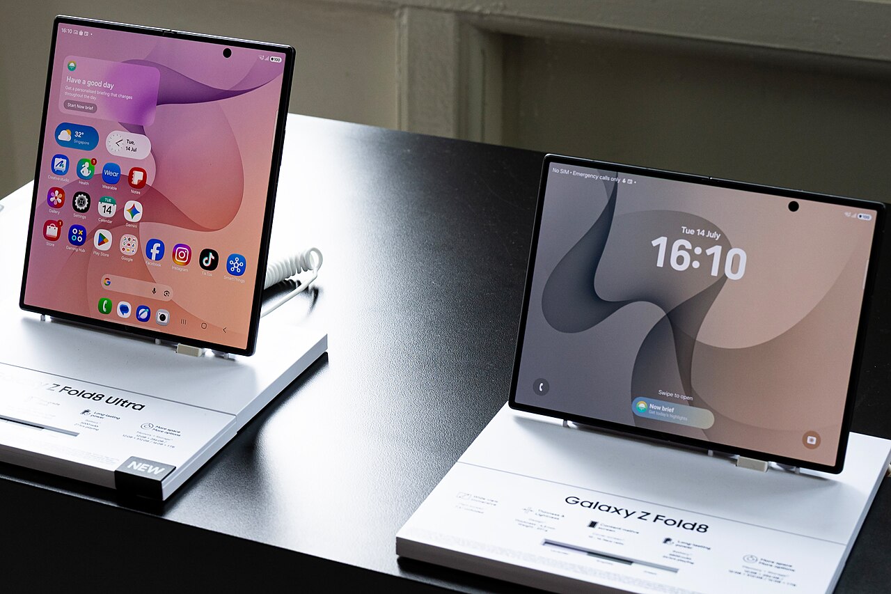 ภาพประกอบ: Samsung Galaxy Z Fold8 and Fold8 Ultra