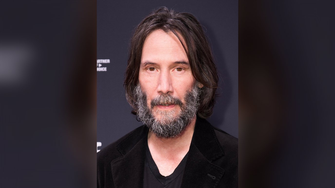 ภาพประกอบ: Keanu Reeves at TIFF 2025 02 (Cropped)