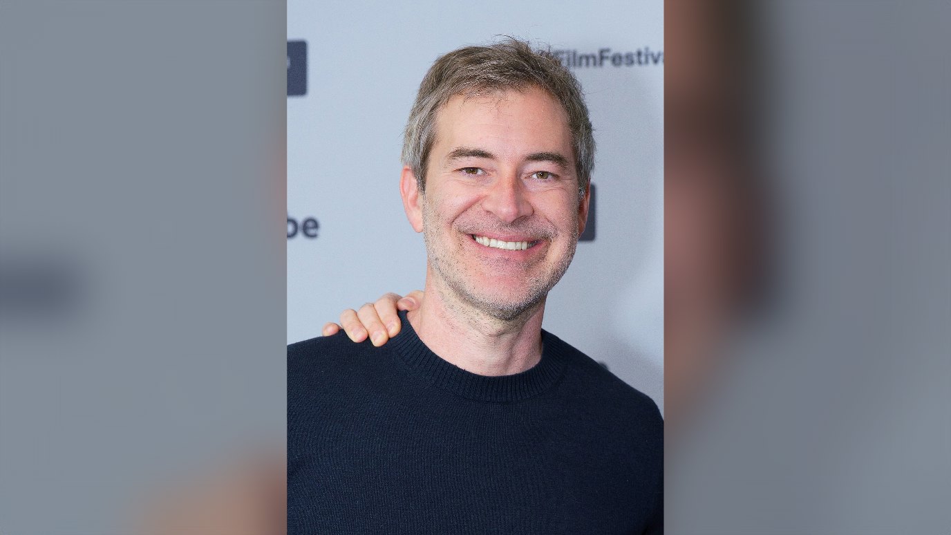 ภาพประกอบ: Mark and Jay Duplass at the Sundance Film Festival (cropped)