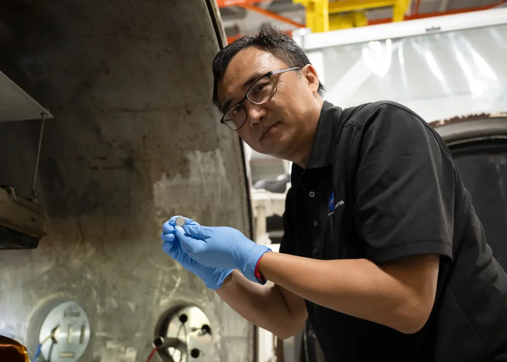 ภาพจาก NASA ประกอบข่าว NASA พัฒนาแบตเตอรี่สถานะของแข็งทนหนาวติดลบ 200 องศา รองรับภารกิจดวงจันทร์