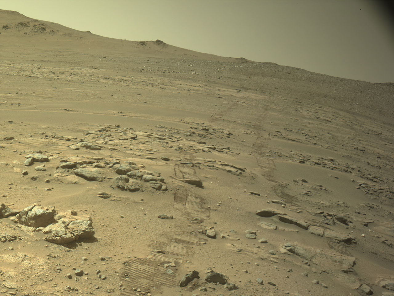 ภาพจาก NASA ประกอบข่าว Perseverance แล่นทะลุระยะทางสะสมของ Opportunity กลายเป็นยานสำรวจดาวอังคารที่วิ่งไกลที่สุด