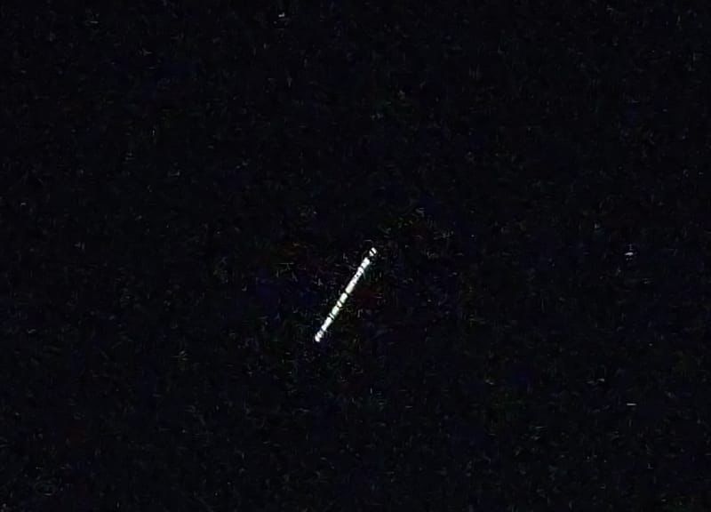 ภาพประกอบ: Elon Musk Satellite ' STARLINK'