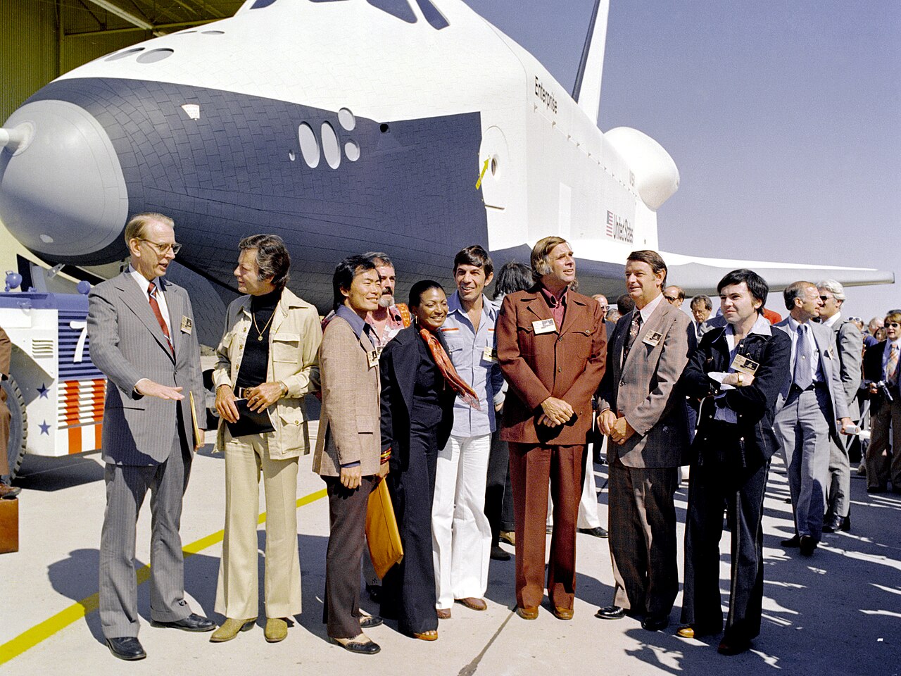ภาพประกอบ: The Shuttle Enterprise - GPN-2000-001363